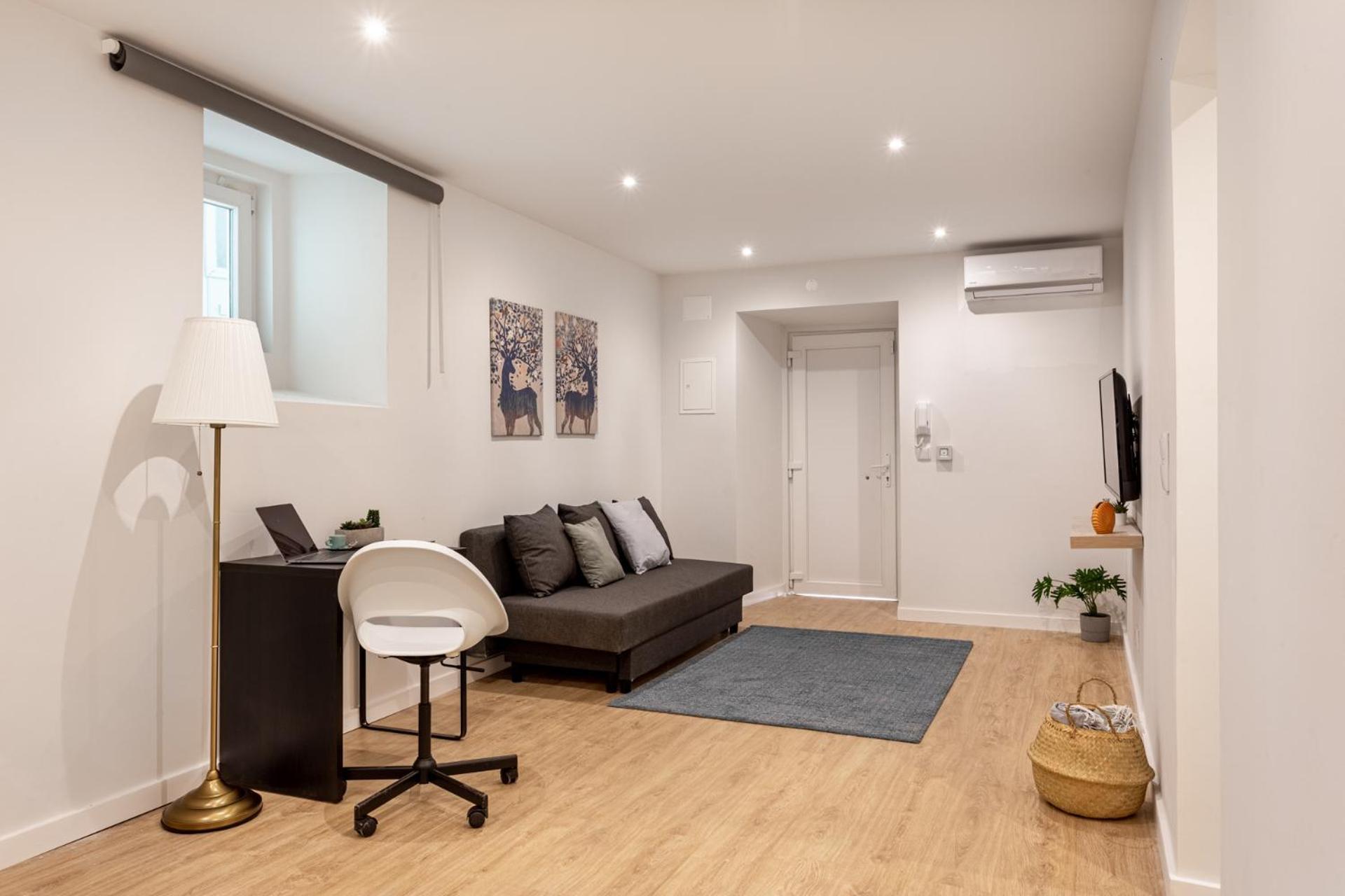Ajuda Charm Apartment With Garden Lisbona Esterno foto