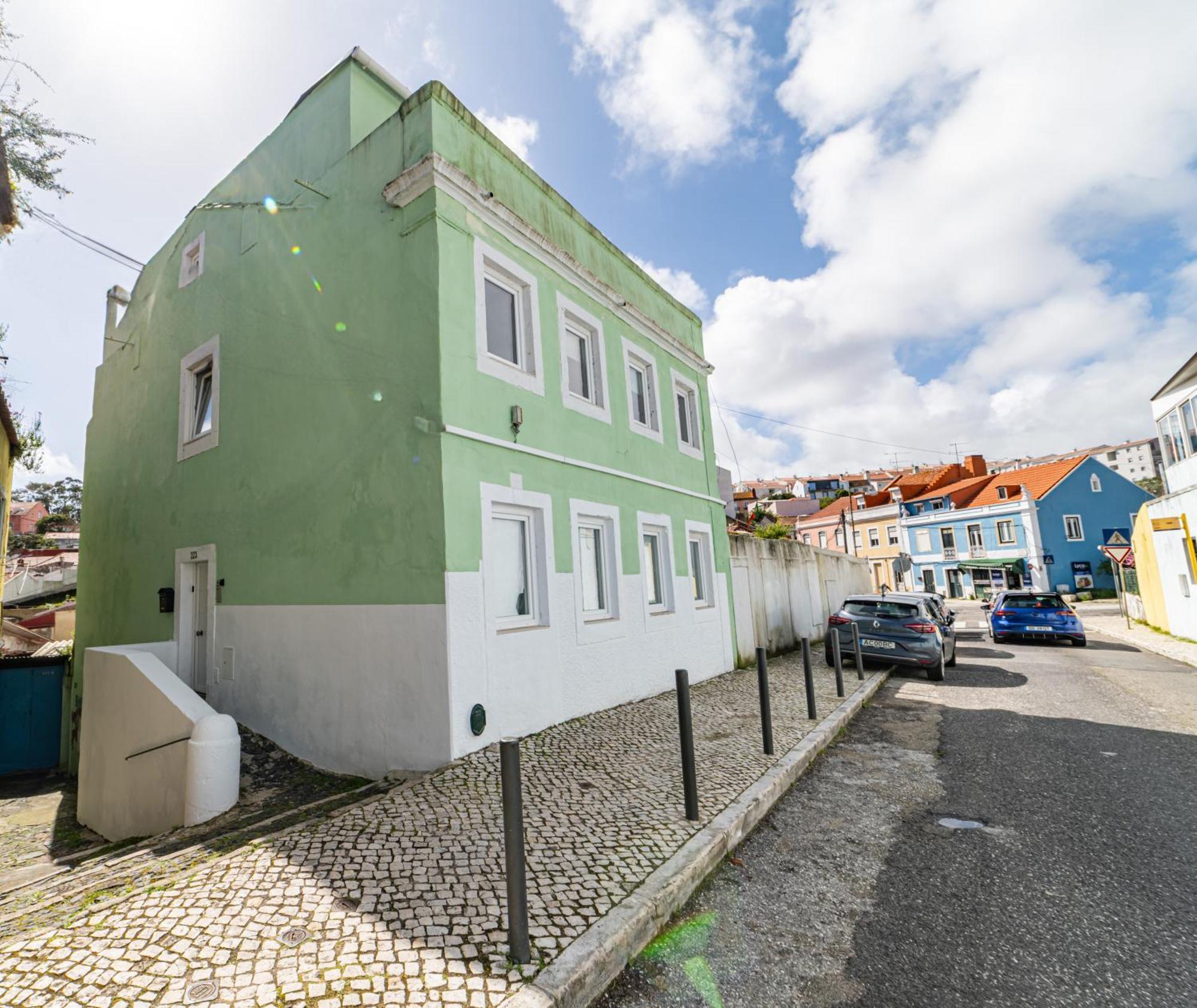 Ajuda Charm Apartment With Garden Lisbona Esterno foto